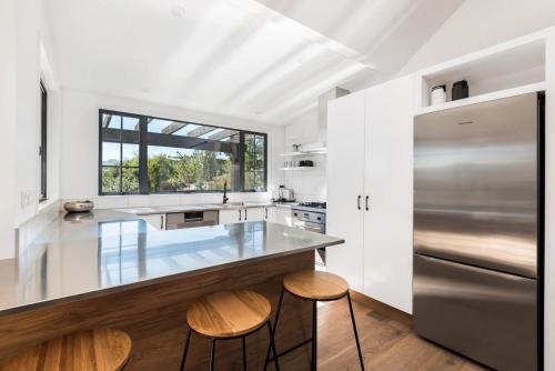 Three-Bedroom House image 9