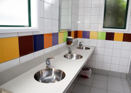 Standard Cabin with Shared Bathroom - Linen Included