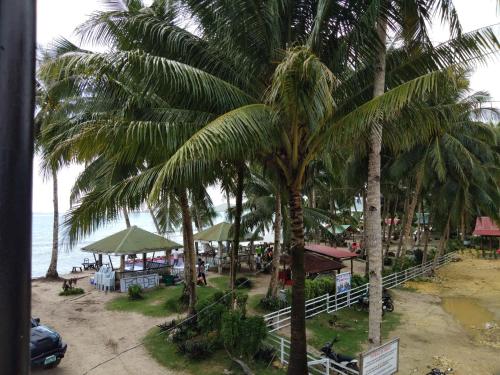 Garden, RSK Beach and Accommodation in Dapa