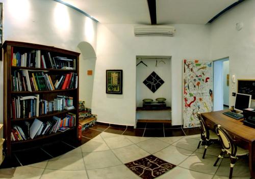 Casa del Monacone, Neapel (Foto 9)