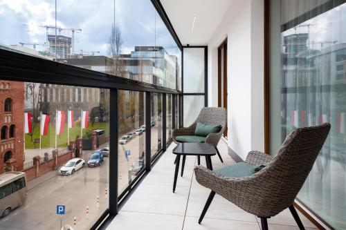 Apartments Warsaw Przyokopowa by Renters - image 5