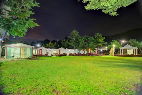 Sungbo Youth Hostel