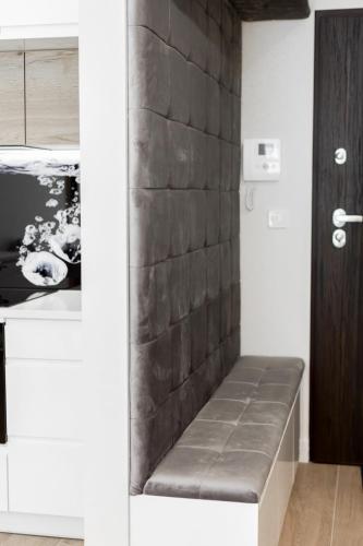 Apartments Warsaw Przyokopowa by Renters - image 11