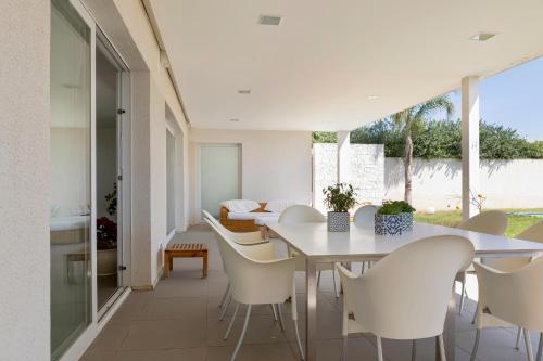 Charming Holiday Villa - image 2