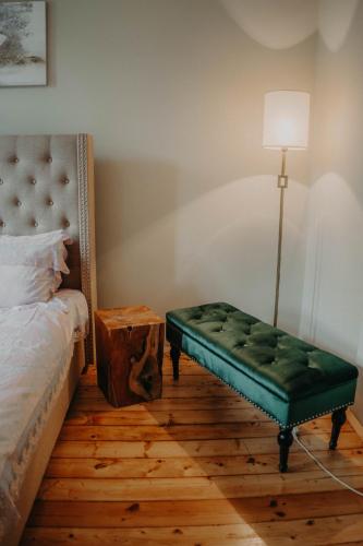 Upper- class Apartment in Sofia Center - image 3