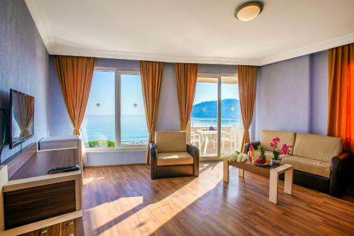 hawaii suite beach Set in a prime location of Alanya, hawaii suite beach puts everything the city has to offer just outside your doorstep. The property offers guests a range of services and amenities designed to provide