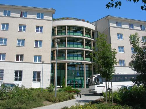 Uni- Diákotthon, Pension in Miskolc bei Mályi