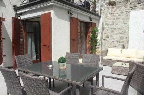  Appartement rénové Montreux 2-8 personnes, Unterkunft in Montreux