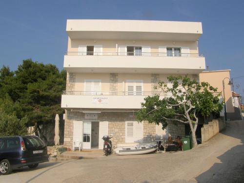 Apartments Brico - Primošten