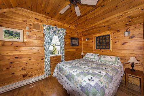 Seaside Beach Resort Room Type - Three-Bedroom Chalet Seaside Beach Resort Room Type - Three-Bedroom Chalet
