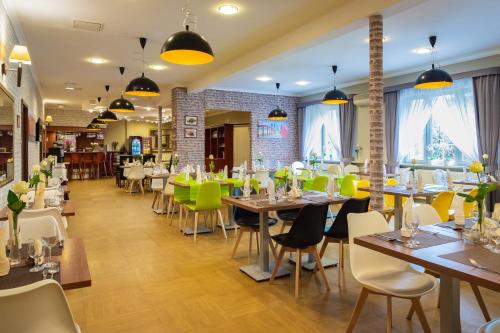 Restaurant, Hotel Topaz Poznan Centrum in Poznań