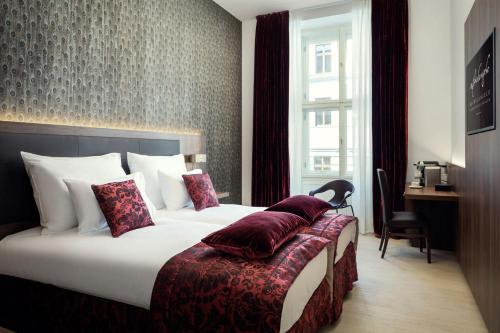 Michelangelo Grand Hotel - image 11