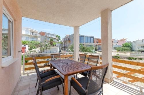 Apartments Marija Jug - image 3