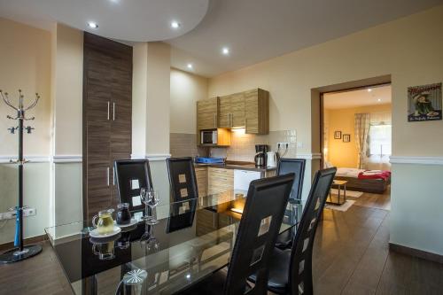 Business center, Nyirfa Apartmanhaz in Sarvar