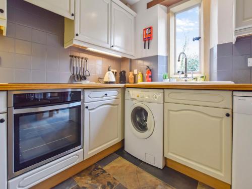 Konyha, Stepping Stones in Blockley