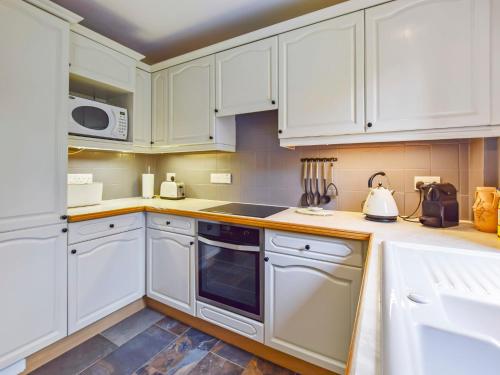 Konyha, Stepping Stones in Blockley