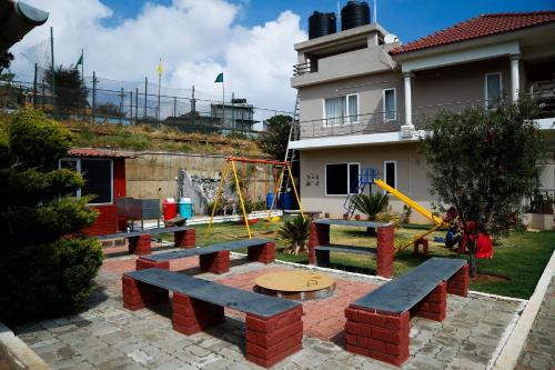 Facilities, Paradise Perfect - Nonsmoking Non alcoholic No unmarried couples in Ooty Racecourse