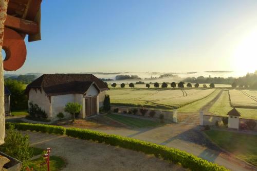 Domaine de la Maison Neuve - Chambre d'hôtes - Saint-Jean-Saint-Germain