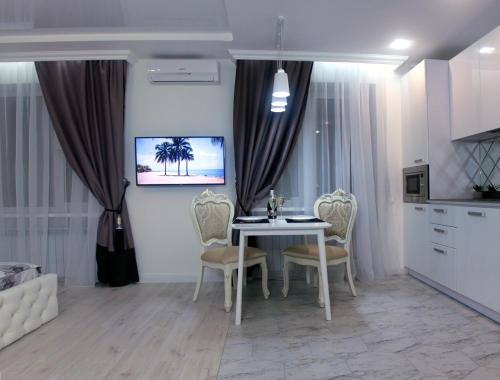 Luxury mirror apartment