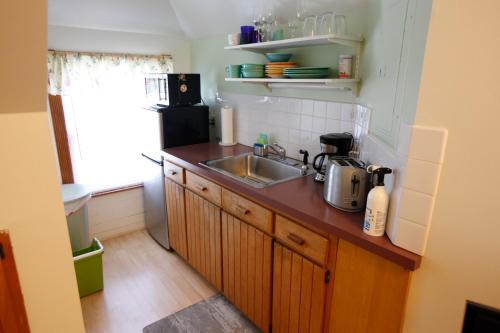 A Village Bed and Breakfast in นิวตัน (MA)