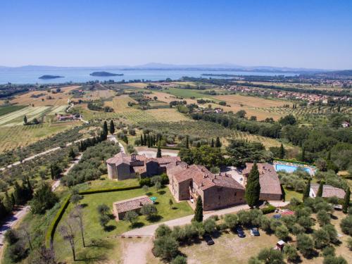 Relais Borgo Torale - Accommodation - Passignano sul Trasimeno