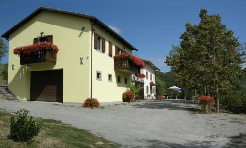 Serenella B&B - Accommodation - Sestola