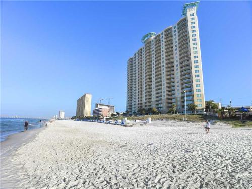 Aqua 607 2 Bedrooms Wi-Fi Beachfront Beach Chairs Sleeps 7 - main image