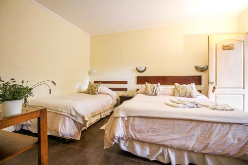 . Hostal del Rio