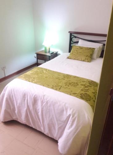 leo hostel no52 west dazhalan streetqianmen beijing china cn 100051 fosters west bay resort west ba