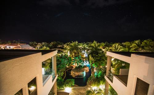 A szálláshely kívülről, Mayan Princess Beach & Dive Resort in West Bay