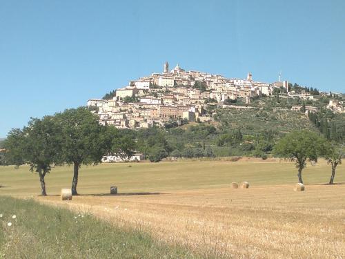 Il Borgo Dell'Ulivo – Trevi, CT