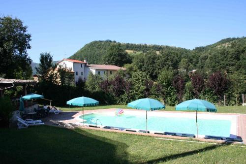 Úszómedence, Borgo Di Fonni in Sellano