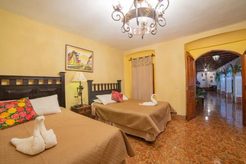 Hotel Gran Plaza Euromaya The 4-star Hotel Euro Maya offers comfort and convenience whether youre on business or holiday in Antigua Guatemala. The hotel has everything you need for a comfortable stay. Service-minded staff wil