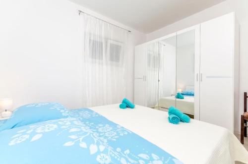 Apartment Mia - image 10