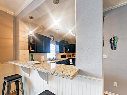 Port A Condo 3021 - image 4