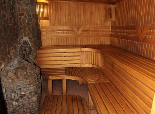 One-Bedroom Cottage with Sauna