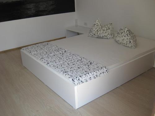 1 double bed