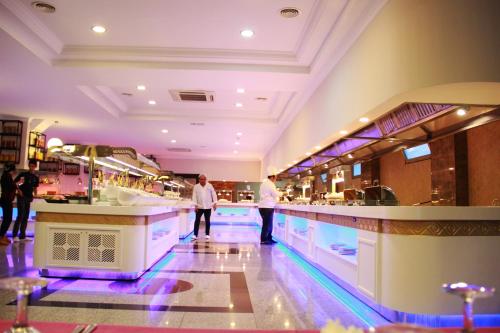 Grand Pasa Hotel - image 11
