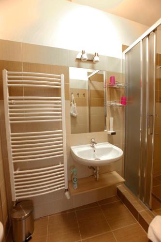 Hotel Paradies - image 4