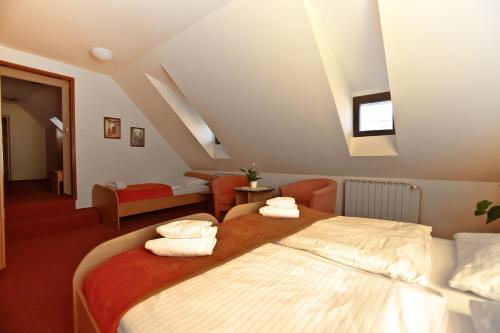 Hotel Paradies - image 13