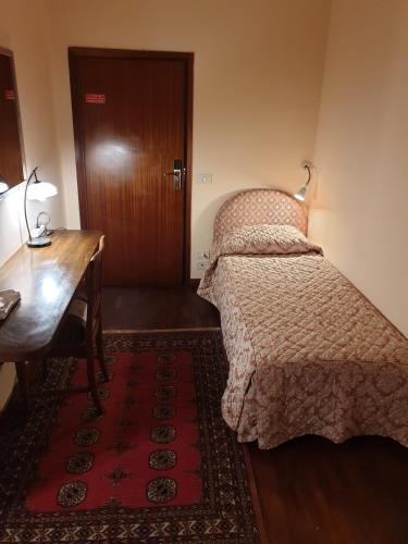 1 twin bed