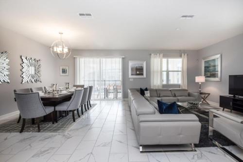 Imagine You and Your Family Renting this 5 Star Villa on Champions Gate Resort Orlando Villa 2821 - image 3