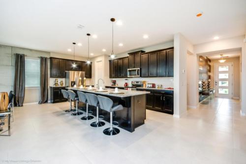 Imagine You and Your Family Renting this 5 Star Villa on Solara Resort Orlando Villas 2872 - image 6