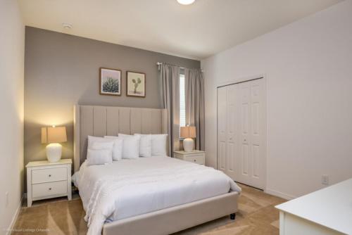 Imagine Your Family Renting This Luxury Contemporary Style Villa on Solterra Resort Orlando Villa 2777 - main image