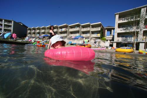 Campbell's Resort on Lake Chelan - image 12