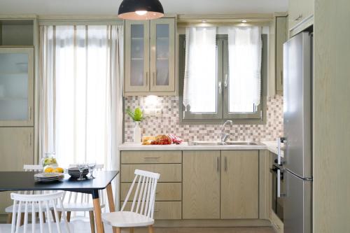 Sweet Home Naxos - image 3