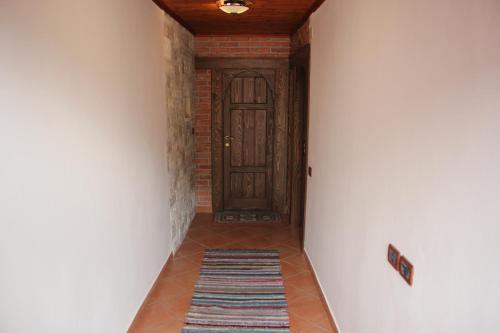 Вход, Guesthouse Arjan in Берат
