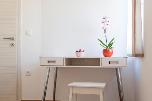 Three-Bedroom Apartment image 10