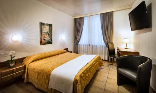 Hotel dell'Angelo, Locarno bei Brontallo