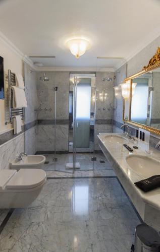 Ca' Bonfadini Historic Experience - image 9